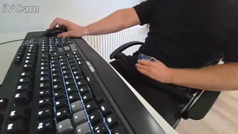 Snapshot of meridian132 chatting on 09-18-25, 08:27 meridian132 online show from 09-18-25, 08:27