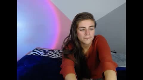 Snapshot of merily_duff chatting on 12-01-25, 07:30 MERILY online show from 12-01-25, 07:30