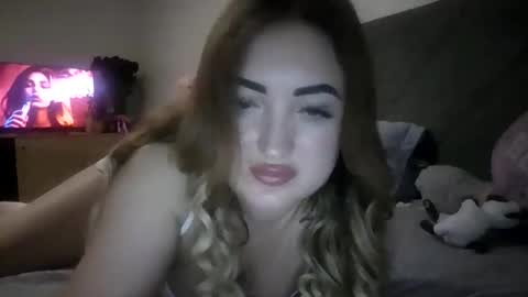 MeriWoulders online show from 04-23-26, 06:43