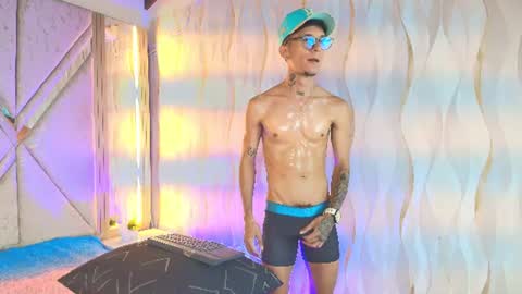 merlin_2026 online show from 07-25-26, 07:22