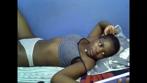 merlin_queen online show from 09-26-25, 07:01