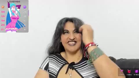 Snapshot of merlyna_goldens chatting on 02-13-26, 01:34 My next birthday is December 11th. online show from 02-13-26, 01:34