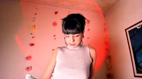 Snapshot of merlynn_ chatting on 12-10-24, 07:47 Diane 3 online show from 12-10-24, 07:47