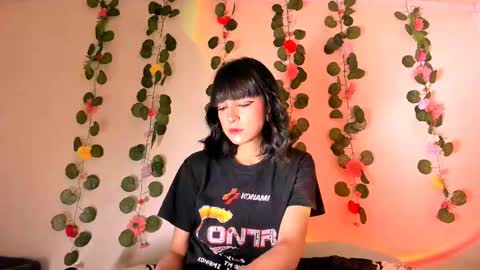 Snapshot of merlynn_ chatting on 03-08-25, 07:27 Diane 3 online show from 03-08-25, 07:27