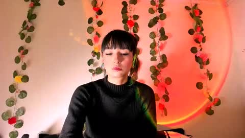 Snapshot of merlynn_ chatting on 03-10-25, 08:37 Diane 3 online show from 03-10-25, 08:37