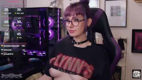 Snapshot of merrickmonroe chatting on 11-25-25, 08:09 merrick monroe online show from 11-25-25, 08:09