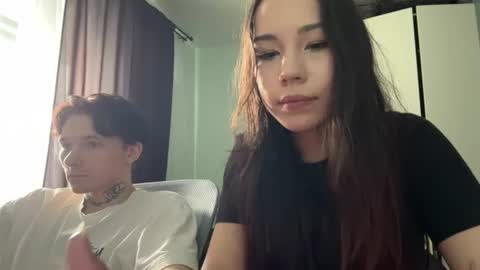 Snapshot of merrieflaggs chatting on 07-22-26, 03:15 Alex and Mila online show from 07-22-26, 03:15