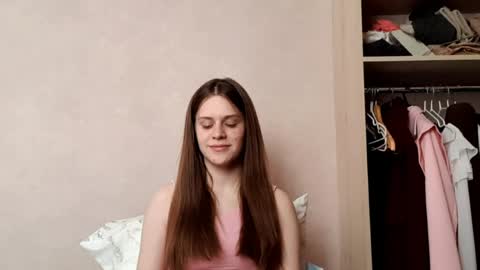 Aurora online show from 04-20-26, 07:00