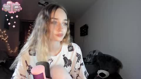 Sara online show from 09-29-25, 04:12