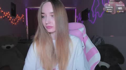 Sara online show from 03-24-26, 01:16