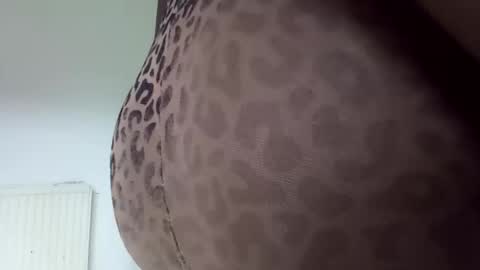 Alexismerton online show from 01-21-25, 10:52