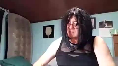 Snapshot of mery3881 chatting on 09-08-25, 06:29 mery3881 online show from 09-08-25, 06:29