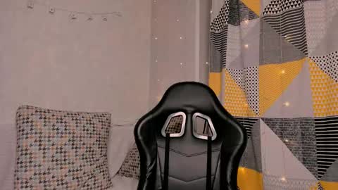 Snapshot of mery_my chatting on 03-21-26, 02:09 mary online show from 03-21-26, 02:09