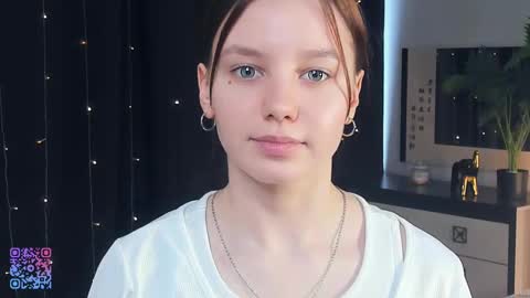 Snapshot of meryldell chatting on 03-03-25, 11:00 Lollita online show from 03-03-25, 11:00