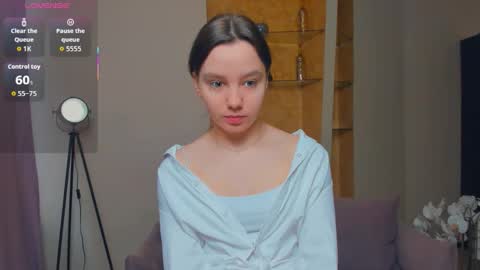 Snapshot of meryldell chatting on 09-21-25, 10:17 Lollita online show from 09-21-25, 10:17