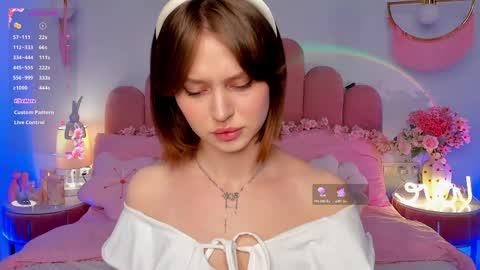 Anna online show from 04-28-26, 05:23