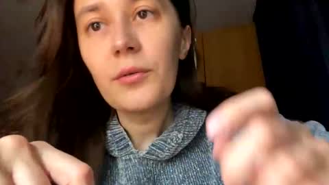 Jessica online show from 12-19-25, 07:43