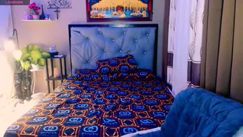 Snapshot of mesmerizingfuckdoll chatting on 11-17-25, 02:06 mistress jasmine online show from 11-17-25, 02:06