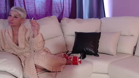 Jenny online show from 02-22-25, 11:46