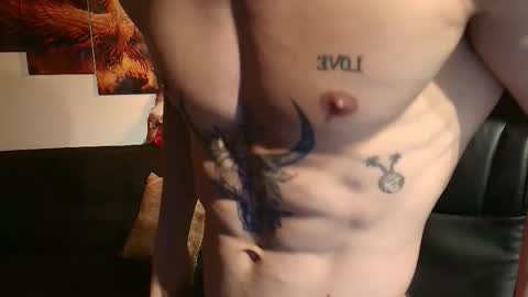 Snapshot of metatron_muscle chatting on 12-01-25, 12:48 Dany online show from 12-01-25, 12:48