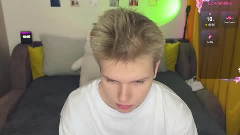 Arthur online show from 02-02-26, 09:02