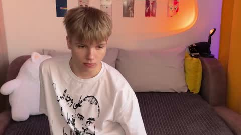 Arthur online show from 04-17-26, 05:05