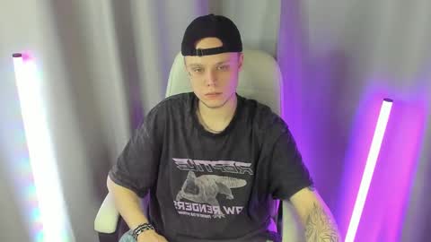 Mett online show from 11-24-25, 10:37