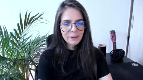 Meurif online show from 10-18-25, 03:02