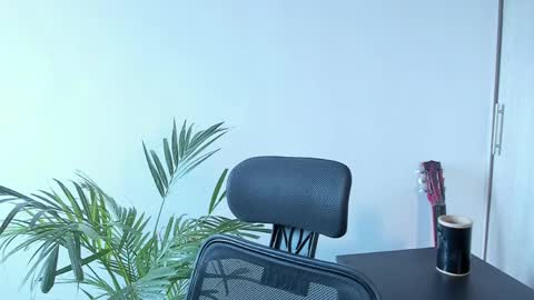 Snapshot of meurief chatting on 05-31-26, 06:09 Meurif online show from 05-31-26, 06:09