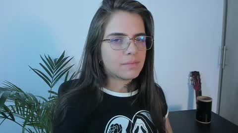 Snapshot of meurief chatting on 06-07-26, 01:10 Meurif online show from 06-07-26, 01:10