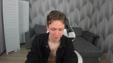 Snapshot of meverik_oushen chatting on 04-28-26, 04:56 MEVERIK OUSHEN online show from 04-28-26, 04:56