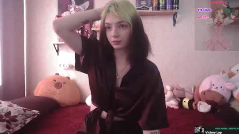 Mavis online show from 09-20-25, 03:07