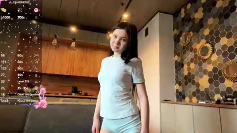 mewpuff online show from 06-20-26, 10:40