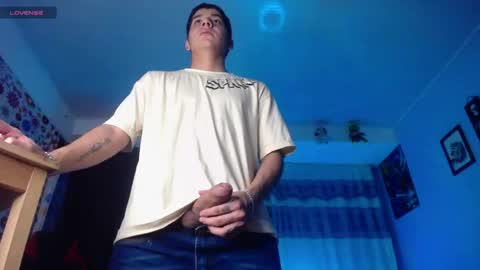 Snapshot of mexican_cum chatting on 05-30-26, 02:30 Jhon online show from 05-30-26, 02:30