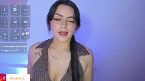 Snapshot of mexitalyguitarist chatting on 10-11-25, 03:28 Booniee online show from 10-11-25, 03:28