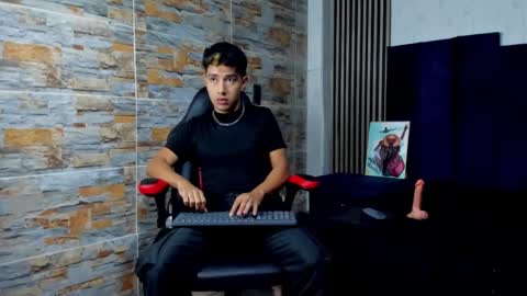 mexwilliams online show from 11-17-25, 12:33