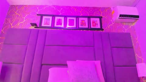 Snapshot of mey_doll chatting on 09-26-25, 11:47 Your Mey  online show from 09-26-25, 11:47