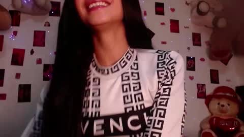 Snapshot of meygan_ chatting on 10-04-25, 05:16 meygan_ online show from 10-04-25, 05:16