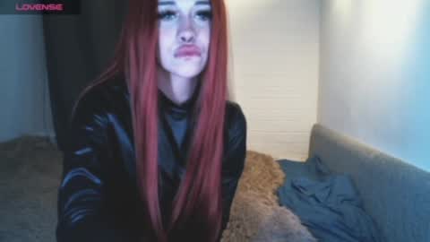 Snapshot of mezzalunaa chatting on 01-06-25, 04:13 vollmond online show from 01-06-25, 04:13