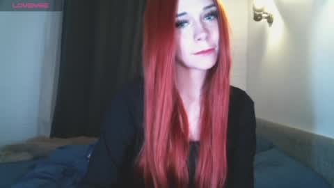 Snapshot of mezzalunaa chatting on 02-05-25, 01:15 vollmond online show from 02-05-25, 01:15