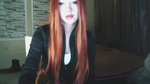 Snapshot of mezzalunaa chatting on 03-02-25, 08:07 vollmond online show from 03-02-25, 08:07