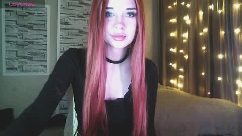 Snapshot of mezzalunaa chatting on 03-11-25, 07:14 vollmond online show from 03-11-25, 07:14