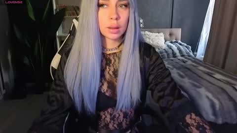 Snapshot of mezzalunaa chatting on 01-17-26, 07:02 vollmond online show from 01-17-26, 07:02