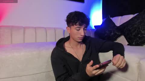 Snapshot of mhatias_ chatting on 05-05-26, 05:04 MATHIAS online show from 05-05-26, 05:04
