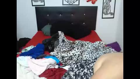 mhia1972 online show from 10-21-25, 09:59