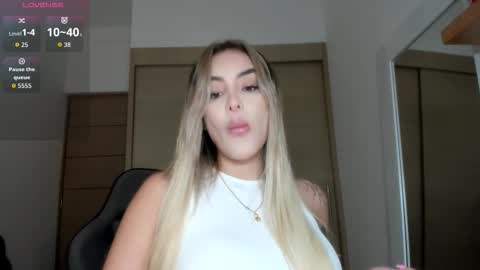 Snapshot of mi_suk1 chatting on 11-27-25, 05:26 mi suk1 online show from 11-27-25, 05:26