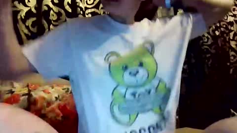 Mia online show from 01-06-25, 10:37