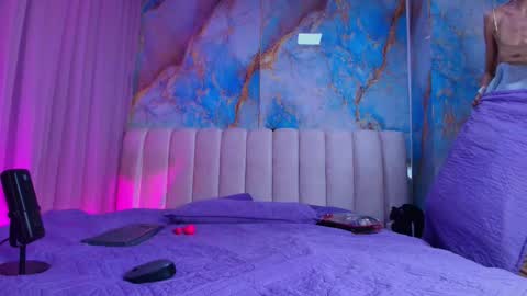 Emi online show from 02-19-26, 07:54