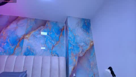 Emi online show from 04-18-26, 07:18