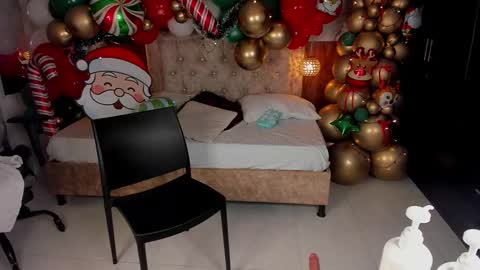 Violett online show from 12-13-25, 08:14